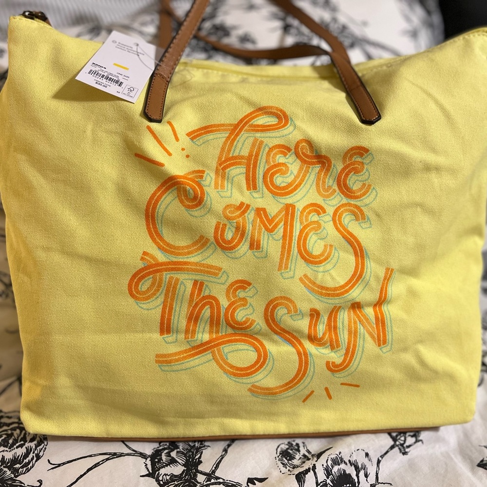 💕🌼 NWT Beach Bag “Here comes the sun” - Picture 2 of 6